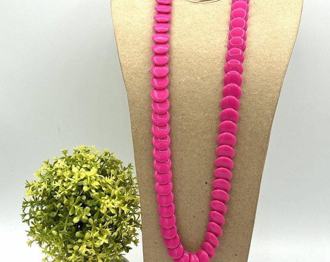 Vintage Hot Pink Bead Necklace 24” Flat Oval Plastic Beads Mod Statement