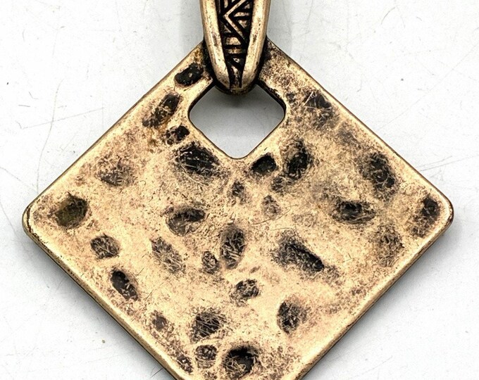 Vintage Copper Tone Hammered Diamond Pendant Magnetic Clasp Boho Tribal