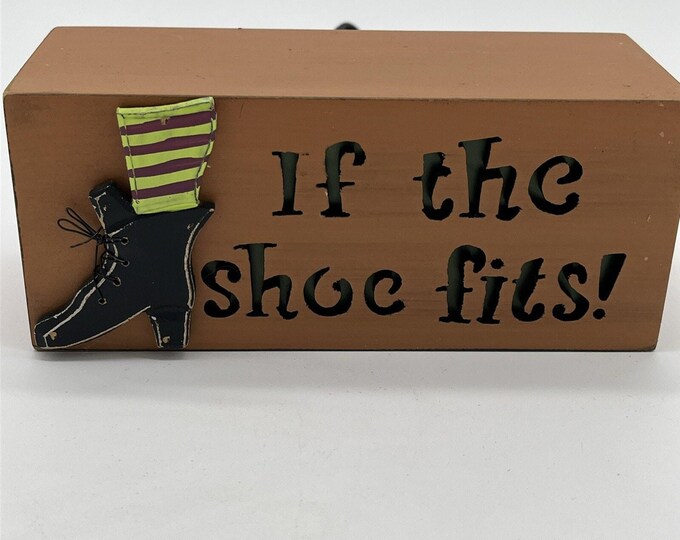 Primitives by Kathy Mechelle Clark Halloween Witch Lighted Wood Box If The Shoe Fits