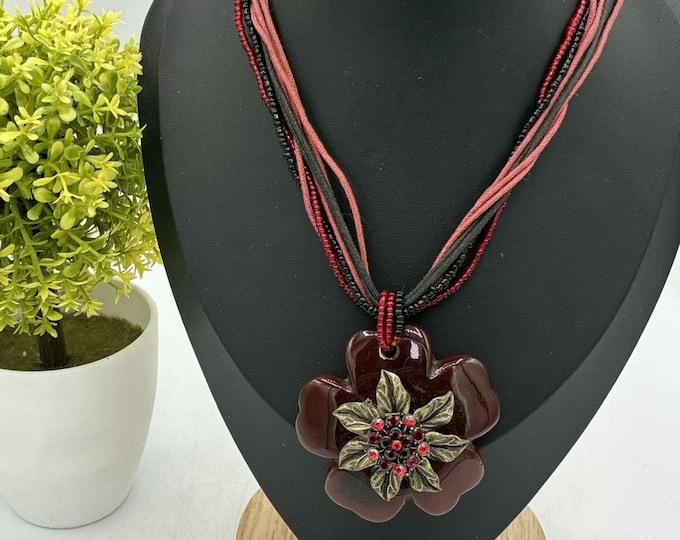 Roman Signed Red Black Seed Bead Necklace Burgundy Glass Flower Pendant 16 Inch