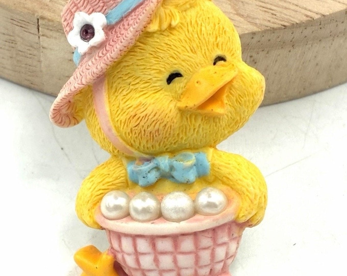 Avon vintage brooch Easter Chick pin W/ egg basket embellished with faux pearls