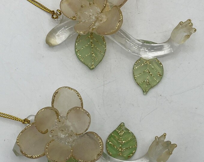 Set Of 2 Vintage Hand Blown Flower Ornaments Gorgeous 3”