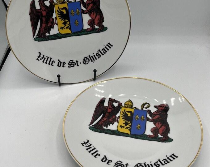 Set Of 2 Vintage Ville De St Ghislain Belgium Crest Plates 9.5 Le Vieux Beaudour