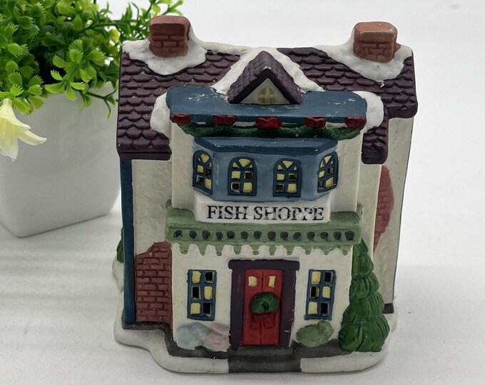 Fish Shoppe Trim a Home Dicken's Village 1994 YI Cheing Christmas Building
