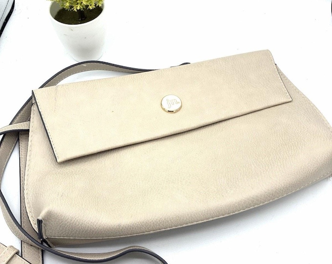 Joanna Maxham JM Crossbody Bag Beige Cream Pebbled Leather Gold Hardware 11x7