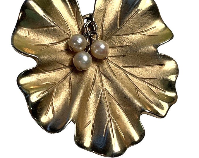 Vintage Capri Signed Leaf Brooch Faux Pearls Goldtone 1.75 Inch