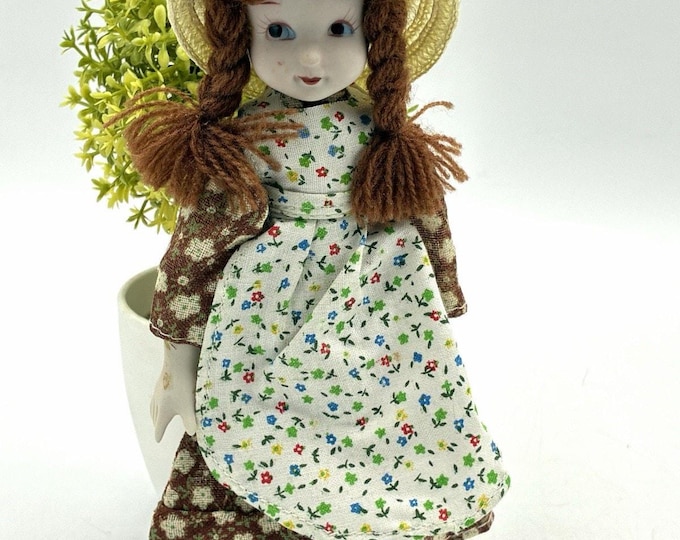 Vintage Prairie Girl Doll Braids Bonnet Molded Button Boots Jointed 8”