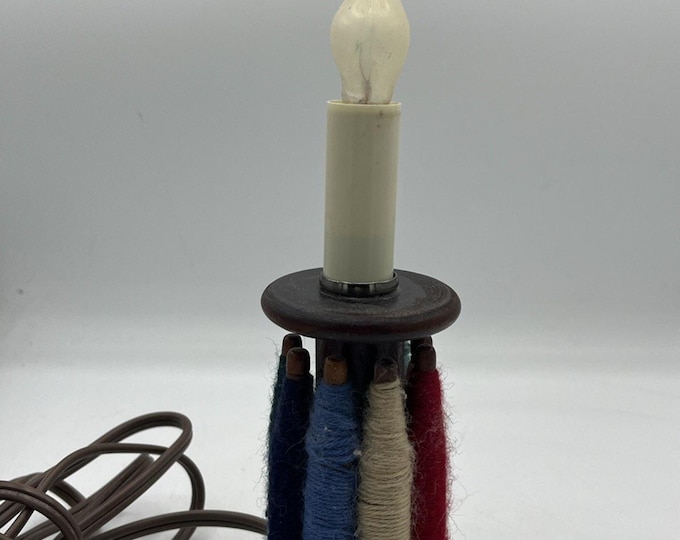 RARE Vtg Industrial Textile Thread Wooden Bobbin Spools Thread Light Lamp WORKS