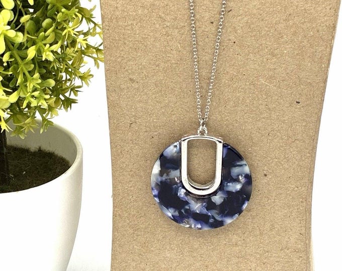 Blue Marbled Resin Disc Pendant Necklace Silver Tone Statement 28” Long