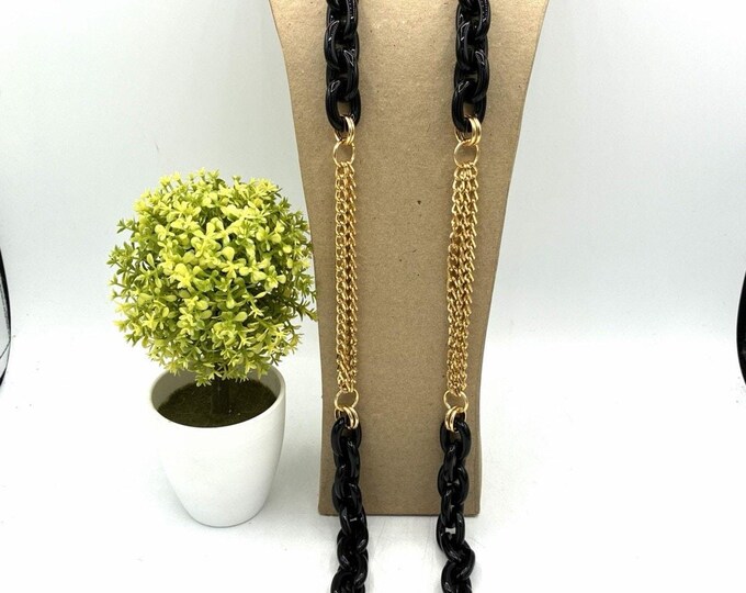 Vintage 2006 Kohl’s Black Gold Chain Necklace Long Chunky Y2K Statement