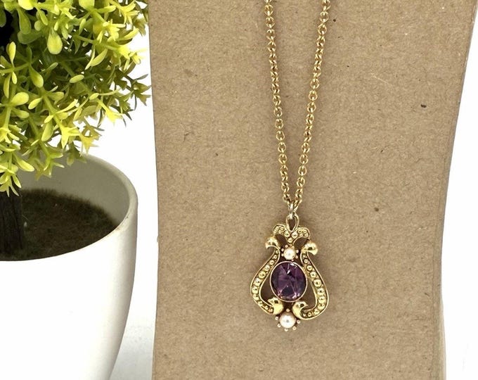 Avon Signed Victorian Revival Amethyst Pearl Gold Tone Pendant Necklace 24"
