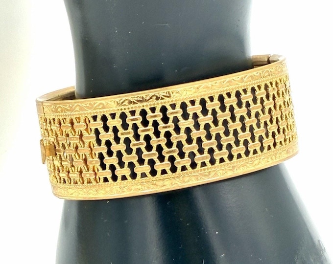 Vintage Wide Gold Tone Reticulated Cuff Bracelet Hinged Basketweave Engraved