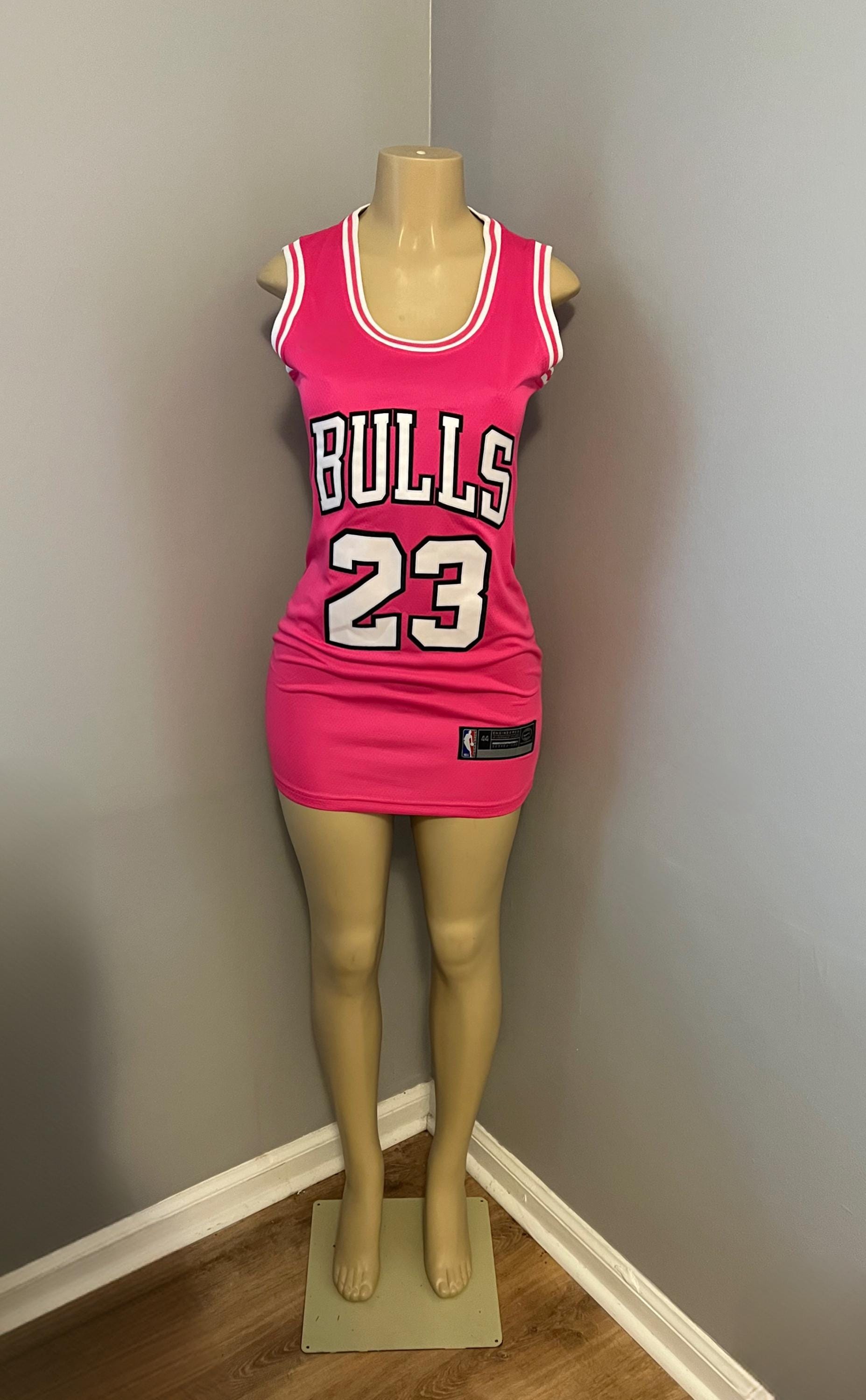 jersey dress 2000s Whitewed Personalized Name and Number Sequin 90'S Women's Baggy Sports Dresses Black at Amazon Women's Clothing store Measurements Bust The jersey dress era was