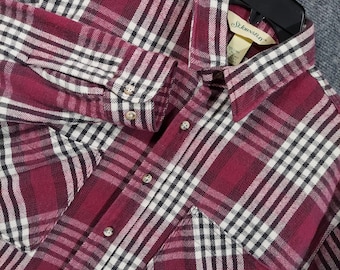 Vintage St. John's Bay Mens LT Red Plaid Cotton Flannel Shirt USA