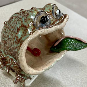 Hand Sculpted Frog Cigar Ashtray
