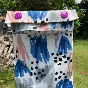 Fabric hanging clothes pin bag, buttons to clothes line. New fabric pattern free shipping