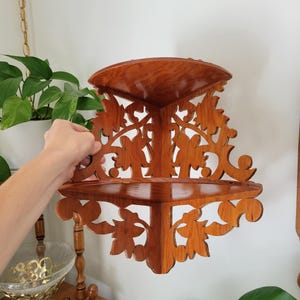 Vintage Wooden Corner Shelf | Ornate Scroll Cut Wall Shelf | Cottagecore Display Shelf | Folk Art Wall Decor image 6
