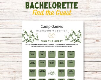 Può includere: Un gioco stampabile per addio al nubilato intitolato "Find the Guest". Il design presenta testo verde e illustrazioni di montagne, alberi e una luna crescente. Il gioco include suggerimenti per trovare gli invitati con caratteristiche specifiche.