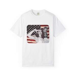 Camiseta unisex vintage de Lana del Rey teñida en prenda, regalo para amantes de la música, camiseta con estampado hipster, camiseta de banda grunge suave, camiseta indie retro