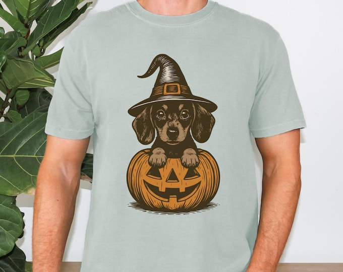 Dachshund Halloween Pumpkin Shirt, Funny Wiener Halloween Tee, Doxie Mom Halloween Gift, Trick or Treat Weenie Dog Tshirt