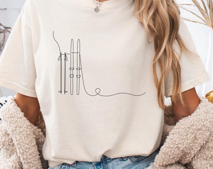 Comfort Colors Minimalistic Ski Shirt, Apres Ski Shirt, Powder lovers ski Gift, For the Backcountry skier