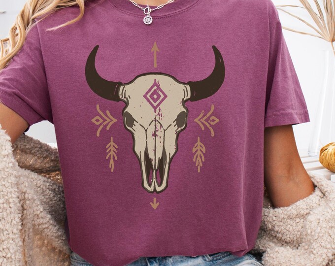 Bohemian cow Skull Graphic Tee, Unisex Garment-Dyed T-shirt, Festival Wear, Casual Chic, Vintage Style skull