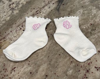 Embroidered Ruffled Sock Baby Girl Shower Gift Personalized Initial Monogram Cotton Ankle Toddler Infant Flower Girl Gift Non Slip Grip