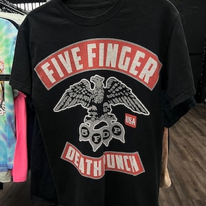 VINTAGE |  Five Finger Death Punch Graphic T-Shirt – Men&#39;s Small | Black