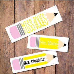 Personalized Name Pencil Decal, Teacher Sticker, Pencil Vinyl Decal, Custom Vinyl Teacher Name Transfer For Car, Laptop, Cellphone Case, DEC