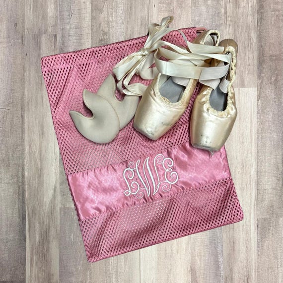 Personalized Pointe Shoes Mesh Bag, Mongorammed bag for Pointe Shoes, Dancer Gift, Gift for every Ballerina, Custom Ballet Shoes Bag, DAN