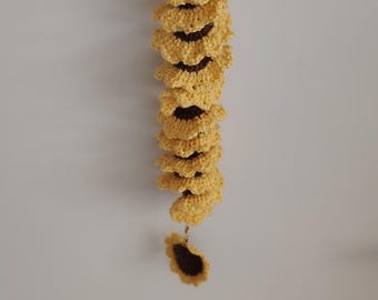 Personalizowany łapacz wiatru z szydełkowanego kwiatu