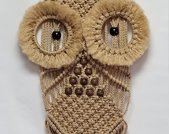 Macrame OWL Wall Hanging - 22 inch long Sand (Choose Cord Color)