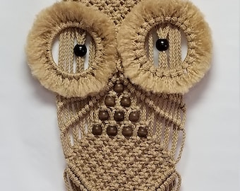 Macrame OWL Wall Hanging - 22 inch long Sand (Choose Cord Color)