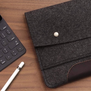 iPad Pro/Air 11&quot; case, iPad Pro 11&quot; sleeve, iPad Air 10.9&quot; Magic Keyboard Folio / Smart Keyboard Folio snug fit leather gift minimalist