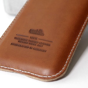 iPhone 11 Pro Max / Xs Max case cover KINGSTON 100 % wool felt, pure vegetable tanned leather sleeve image 7