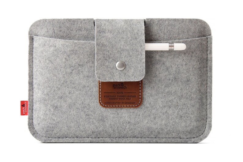 iPad mini 6 case , felt case, build in pen holder made of 100% wool felt handmade gift image 3