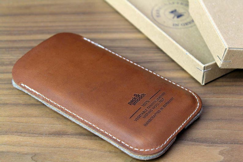 iPhone SE 2020-2022 / 8 / 7 case, iPhone 6s case KIRKBY 100% wool felt, pure vegetable tanned leather image 5