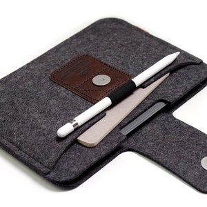 iPad mini 6 case , felt case, build in pen holder made of 100% wool felt handmade gift image 1