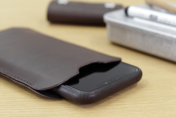 handyhlle iphone 17 pro leder Full Leather Case iPhone 17 Pro - Premium Quality Case
