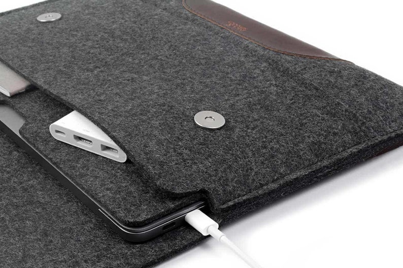 Pochette MacBook 14, accessoire de bureau minimaliste, manche ajustée, cadeau de Pâques 100 % feutre de laine, idée cadeau en cuir au tannage végétal image 9