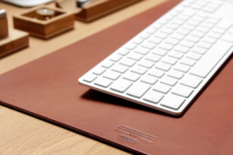 Desk pad, leather pad, desk mat, easter gift, leather mouse pad with natural rubber anti-slip backing handmade gift imagem 9