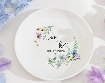 Personalized Bridesmaid Gifts, Flower Jewelry Dish, Wedding Gift, Unique Trinket Tray for Her, Engagement Gift, Couple Gift