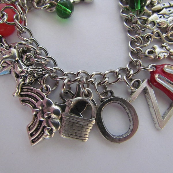 Wizard of Oz ruby slippers charm lion crystal ball wand tinman heart adjustable chain charm bracelet movie theme over the rainbow Christmas