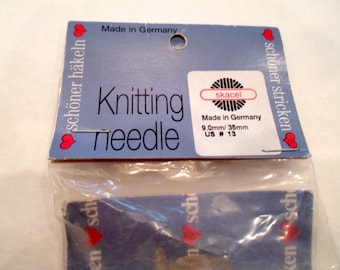 Skacel New Knitting Needles Schoner  hakeln 9 mm 35 cm  us#13 plastic knitting needles for sweaters hat and mittens made in Germany