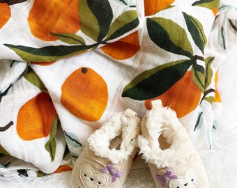 Clementine Muslin blanket, Boho style, Retro Baby Clementine blanket, Orange with leaves Clementine Green leaves Southwest decor