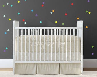 Vinilos decorativos de lunares: decoración infantil colorida