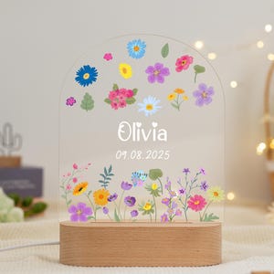 Personalized Flower Night Light, Acrylic Night Lamp for Babies, Cute Flower Design Night Light with Name, Kids Playroom Decor, Bedroom Lamp