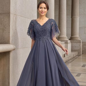 Long Lace Chiffon V-Neck Mother of the Bride Dress with Sequins Beading, A-line Mother of the Groom Dress,Wedding Guest Dress for Women