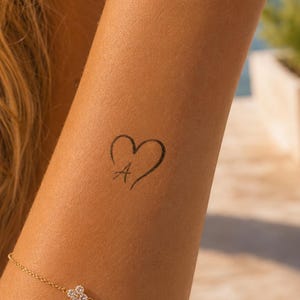 Tatouage Cœur Lettre | Initiale A-Z | Set de 2 | Tatouage Temporaire 2 Semaines