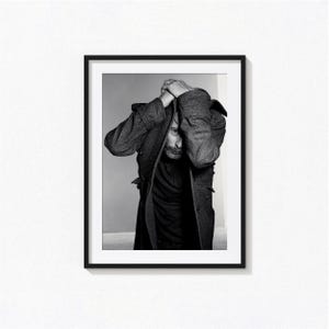 Thom Yorke Posters / Thom Yorke Black and White Wall Art, Album Cover Poster, Home Decor, Photography Prints, Radiohead Poster , BAM149